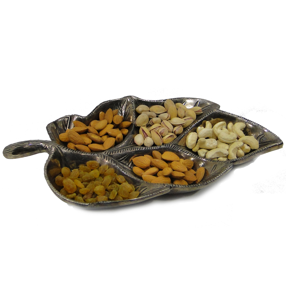 Leaf Shaped Brass Handicrafts Serving Tray With 5 Slots