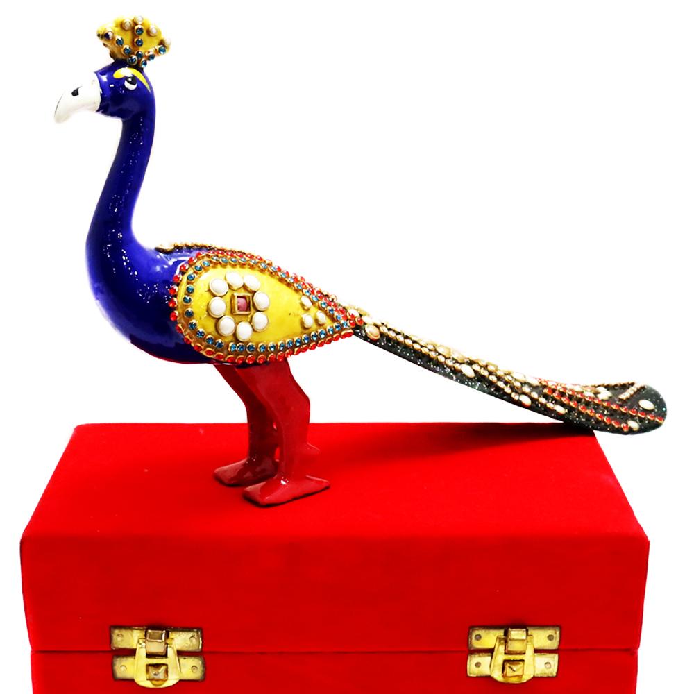 Beautiful Peacock Bird Showpiece For Decoration