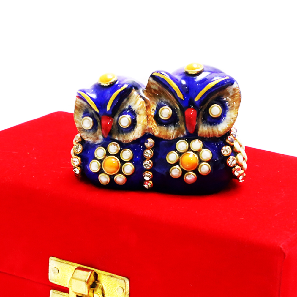 Decorative Pair Of Blue Owls With Intense Craft Work