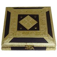 Bi colour, square shaped wooden box
