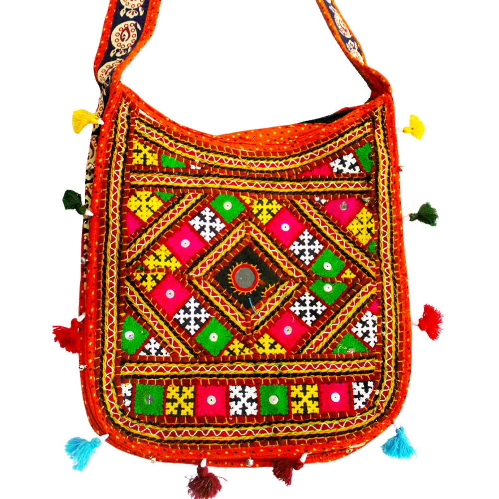 Woomaniya messenger bag with broad handles