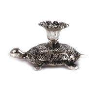 Buy this beautiful and elegant tortoise shaped candle stand
