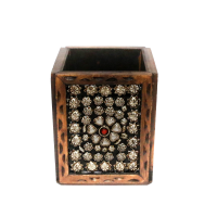 Dazzling Stone Studded Pen Stand