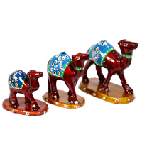 Traditional Wooden Camel Set As Showpiece For Drawing Room
