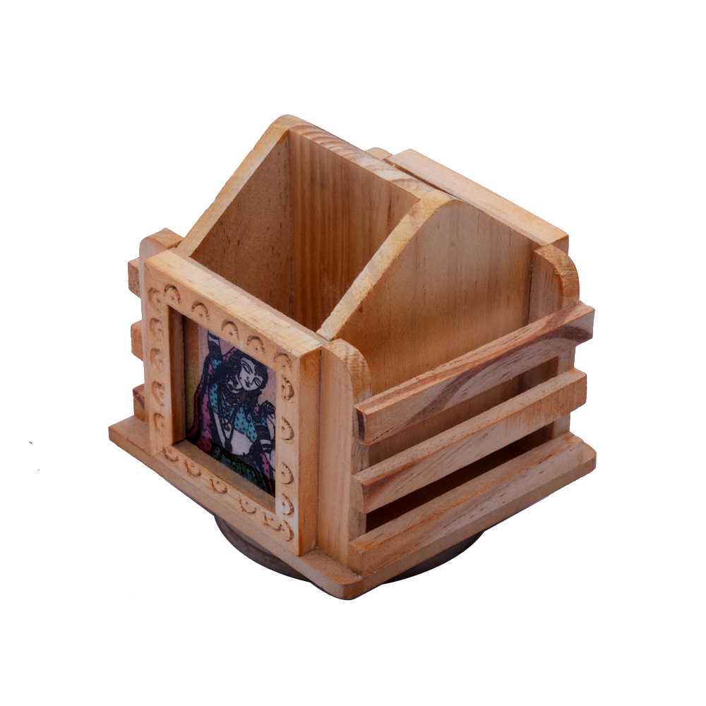Traditional Office Use Card Holder and Pen Stand in Wood