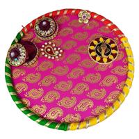 Round-shaped thali for aarti decorated with gotapatti 
