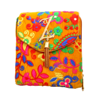 Yellow hanging bag with embroidery