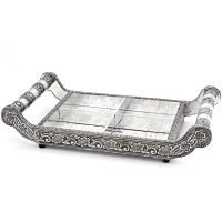 Oxidized tray with handles on both sides
